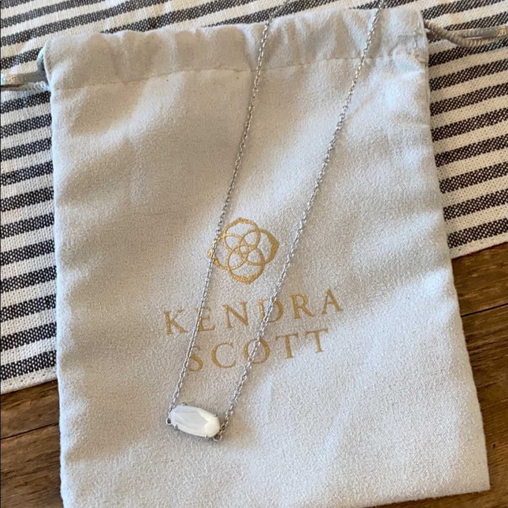 Kendra Scott - Silver/Pearl Stone Necklace